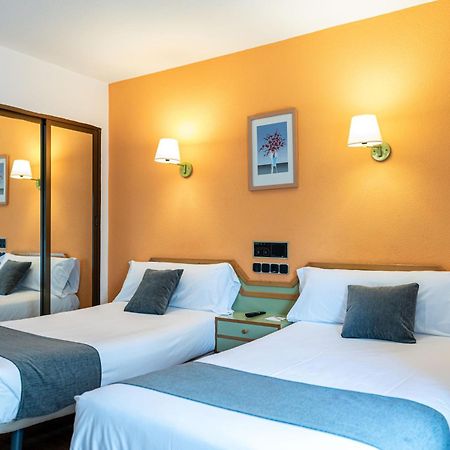 Hotel Alda Гихуело Екстериор снимка