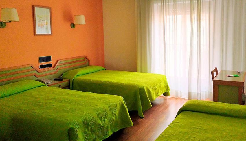 Hotel Alda Гихуело Екстериор снимка