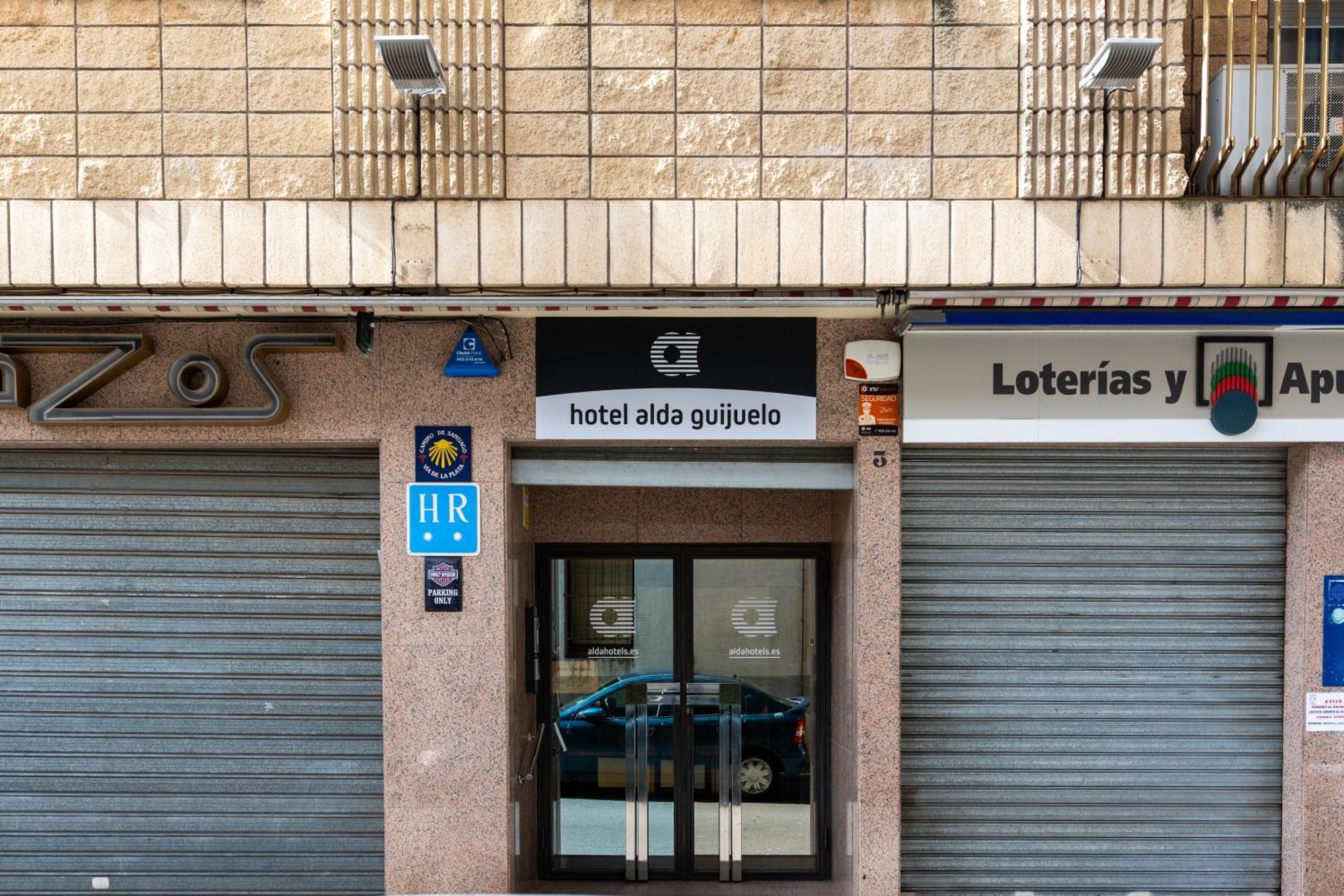 Hotel Alda Гихуело Екстериор снимка