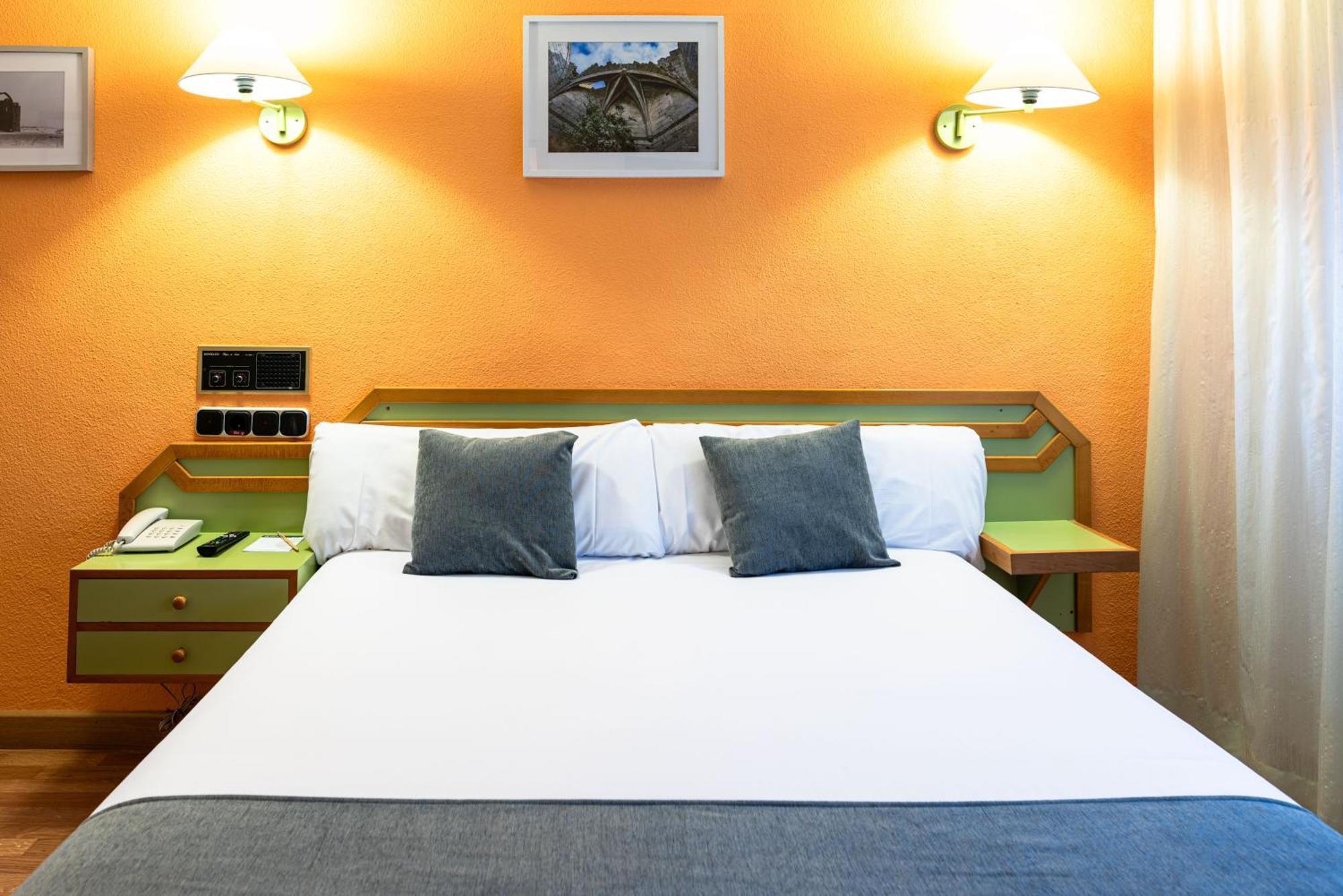 Hotel Alda Гихуело Екстериор снимка